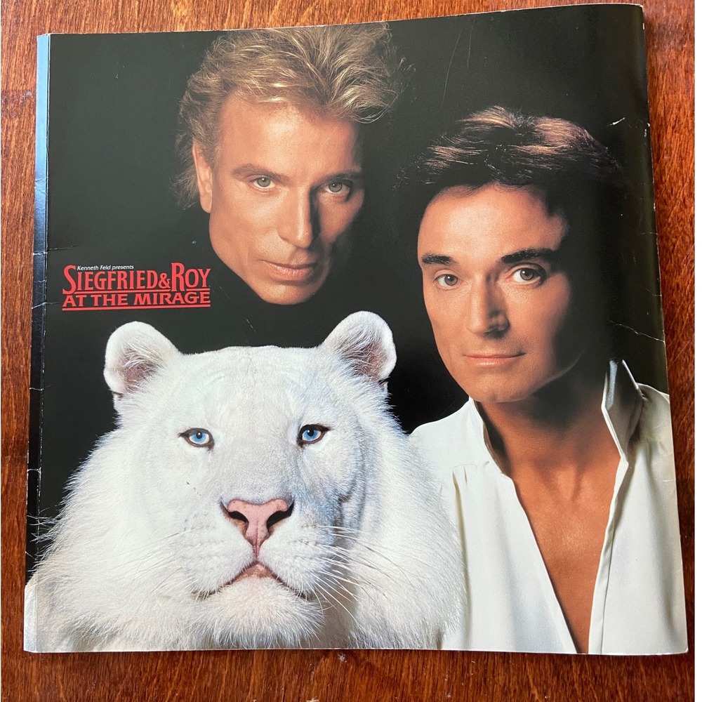 Siegfried & Roy At The Mirage Las Vegas 1997 Souvenir Program Book White Tigers